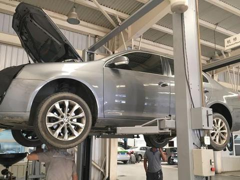 机油5000公里一换的说法，骗了国人20年，这才是最佳更换时机！