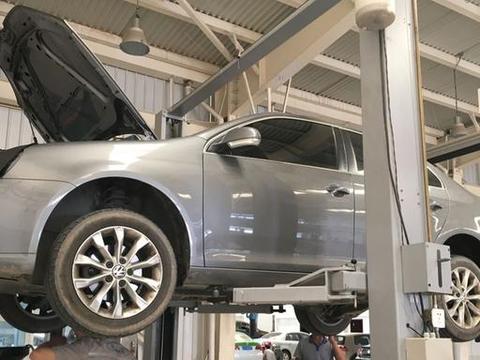 机油5000公里一换的说法，骗了国人20年这才是最佳更换时机