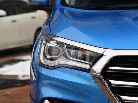 想知道“5-10万中型车“最近有什么新消息么，都在这里了