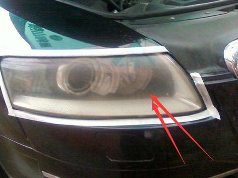 汽车大灯发黄怎么解决？别去4S店花钱，教你用它擦一次干净铮亮