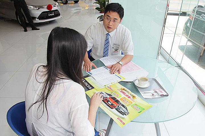 美国购车,竟高达62%是女性,这10款车更吃定了他们