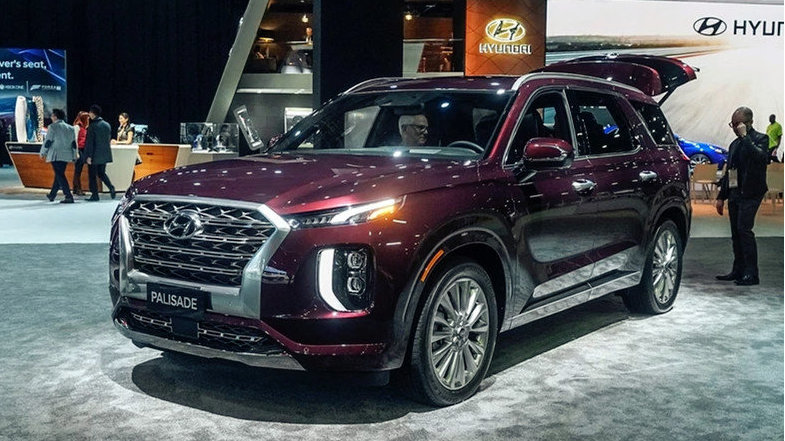 现代“大哥大”实车亮相，8座布局，按键式换挡，配3.8升V6发动机