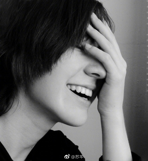 你之所以被人拿捏，就是因为你太懂守口如瓶