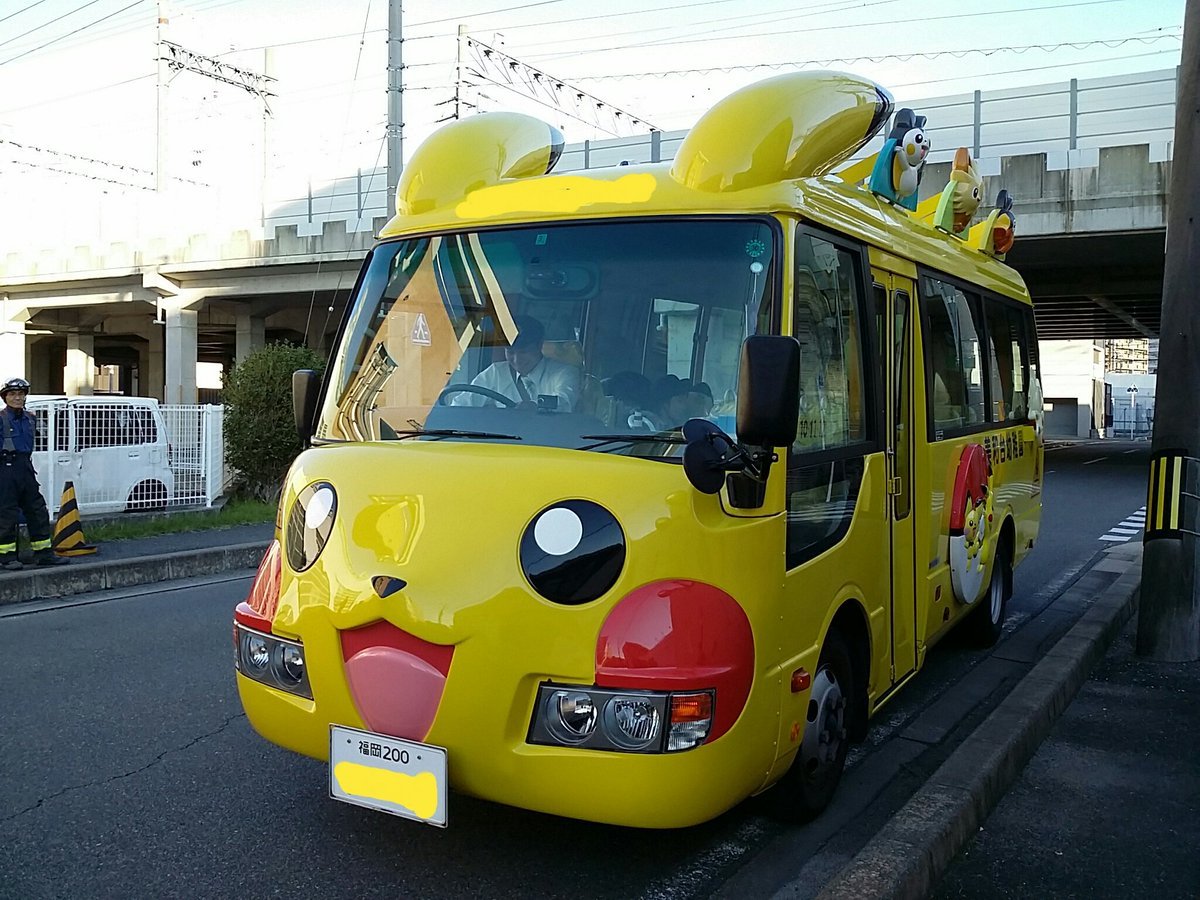 日本幼儿园的接送校车,羡慕孩子们的童年啊啊啊.