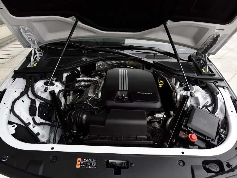 凯迪拉克新车上市,10个挡,发动机有黑科技,气势力压奔驰宝马