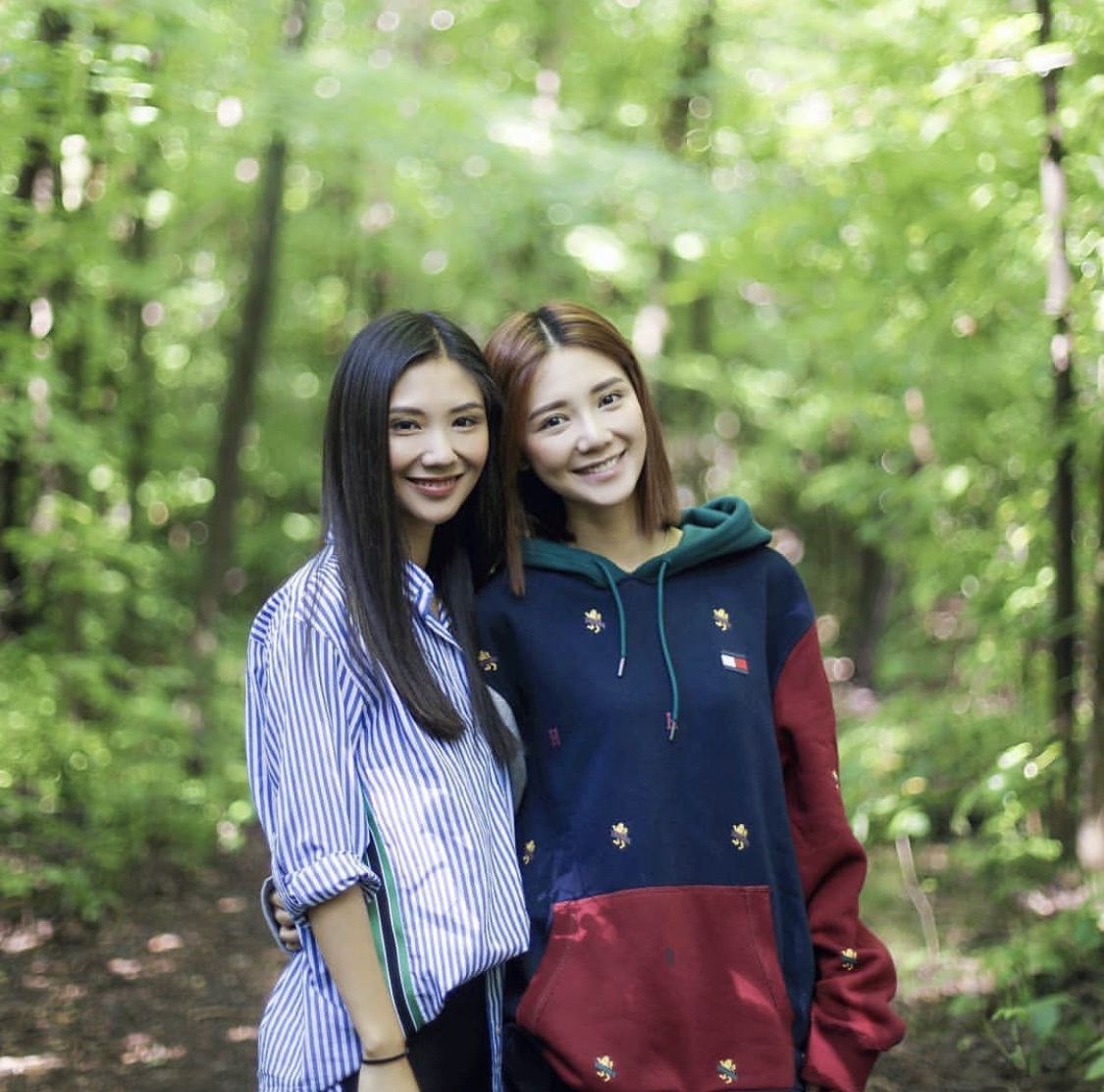 倪晨曦62岁母亲参加美国选美比赛夺冠，全家基因优良妹妹亦是美女