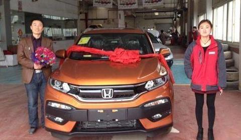 4S店经理说漏嘴买车时这些费用谁交谁上当！专忽悠不懂的人