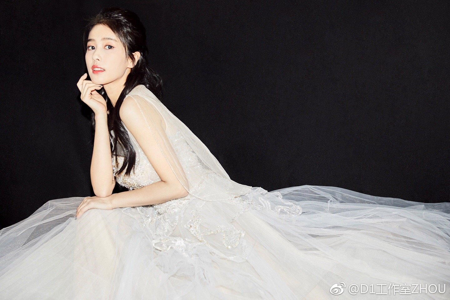 欢娱影视|白鹿x2019东方卫视跨年盛典 ♀清新娉婷 仙气四溢