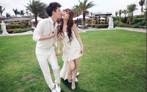 娱记曝贾乃亮李小璐互删微博早已离婚,两人因