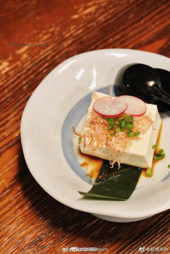 来自@Blackcurrantjam 推荐的日料店白石的深夜食堂我能吃到这家餐