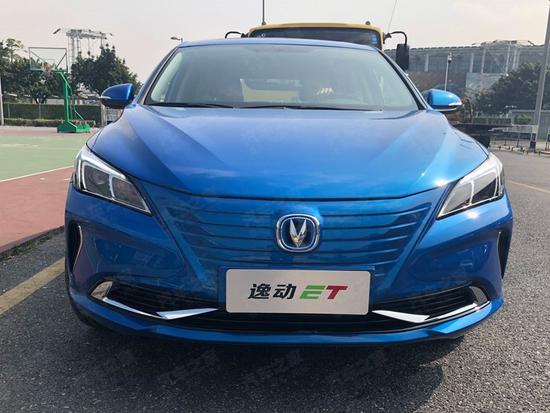 最大续航超400km 长安逸动ET展前曝光