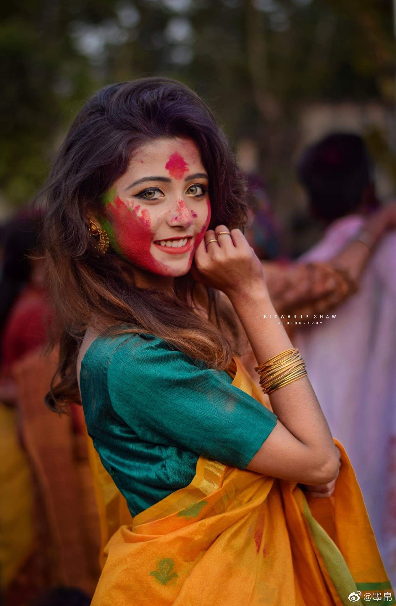 印度胡里节女孩Riya Sanyal，摄影师biswarup shaw - 哔哩哔哩