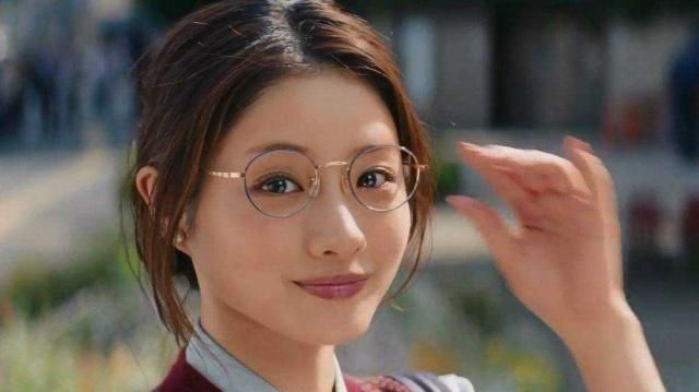 奔三奔四的女人想抗老，用海蓝之谜还是LP