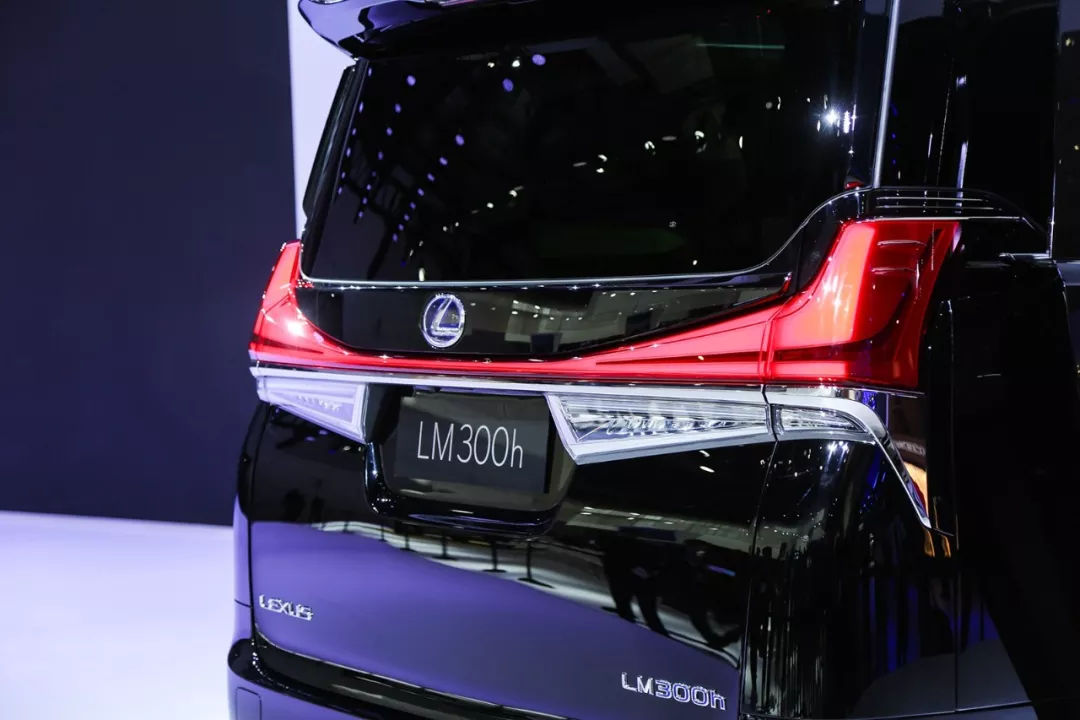 2019上海车展七宗最!宝马3系、最加价雷克萨斯LM…全在这了!