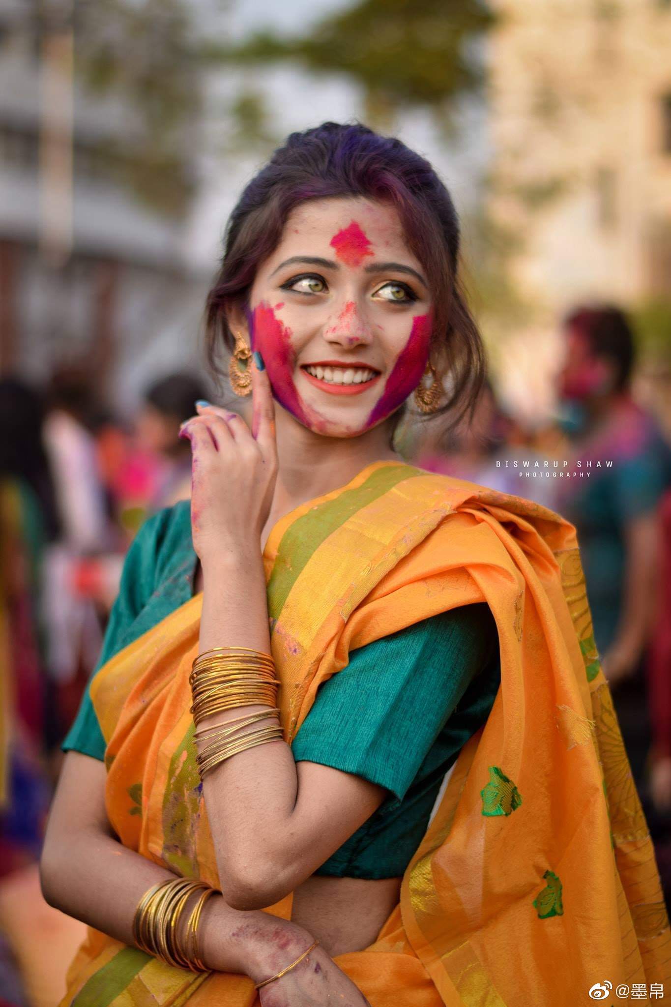 印度女生Riya Sanyal，真的很惊艳啊摄影人：BiswarupShaw|摄影人|女生|印度_新浪新闻