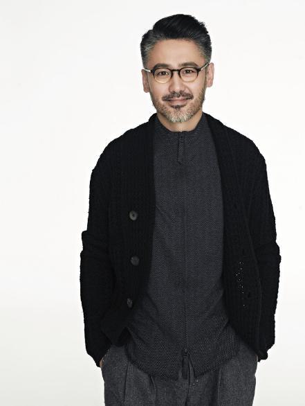 优质大叔人设倒塌，从万人捧到万人嫌，吴秀波十年对比让人感慨