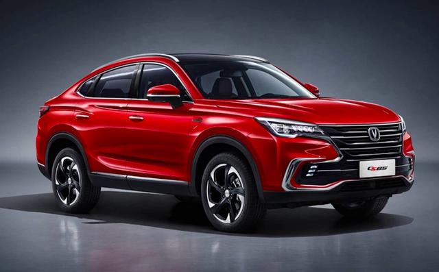 配王者荣耀语音包,搭2.0T+8AT,这款自主轿跑SUV只卖15万起