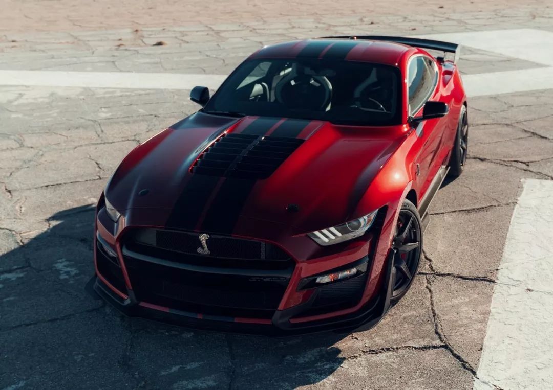 恶魔来了!福特野马谢尔比GT500北美首发,超710马力