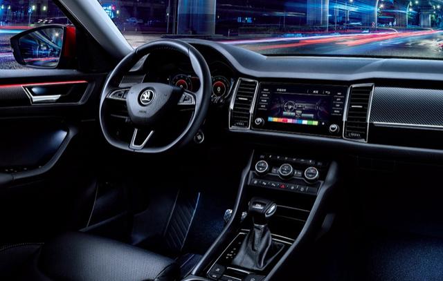 配王者荣耀语音包,搭2.0T+8AT,这款自主轿跑SUV只卖15万起