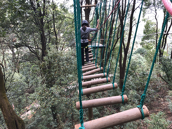 开着阿尔法·罗密欧去游玩！丛林探险、泡温泉，Stelvio竟是暖男