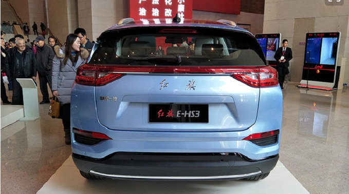 红旗造合资大敌!全新SUV比途昂酷许多，车标精美绝伦,还看啥路虎