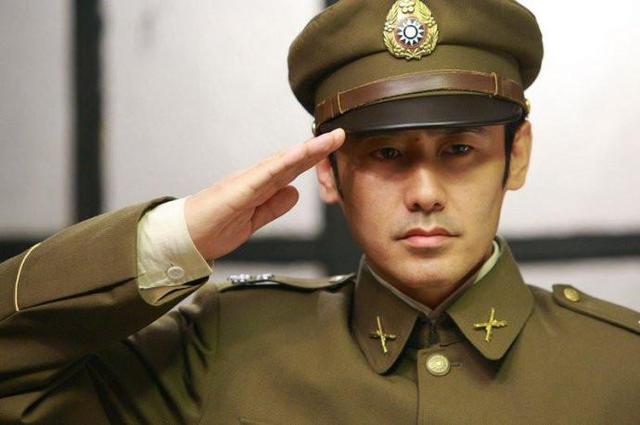 优质大叔人设倒塌，从万人捧到万人嫌，吴秀波十年对比让人感慨