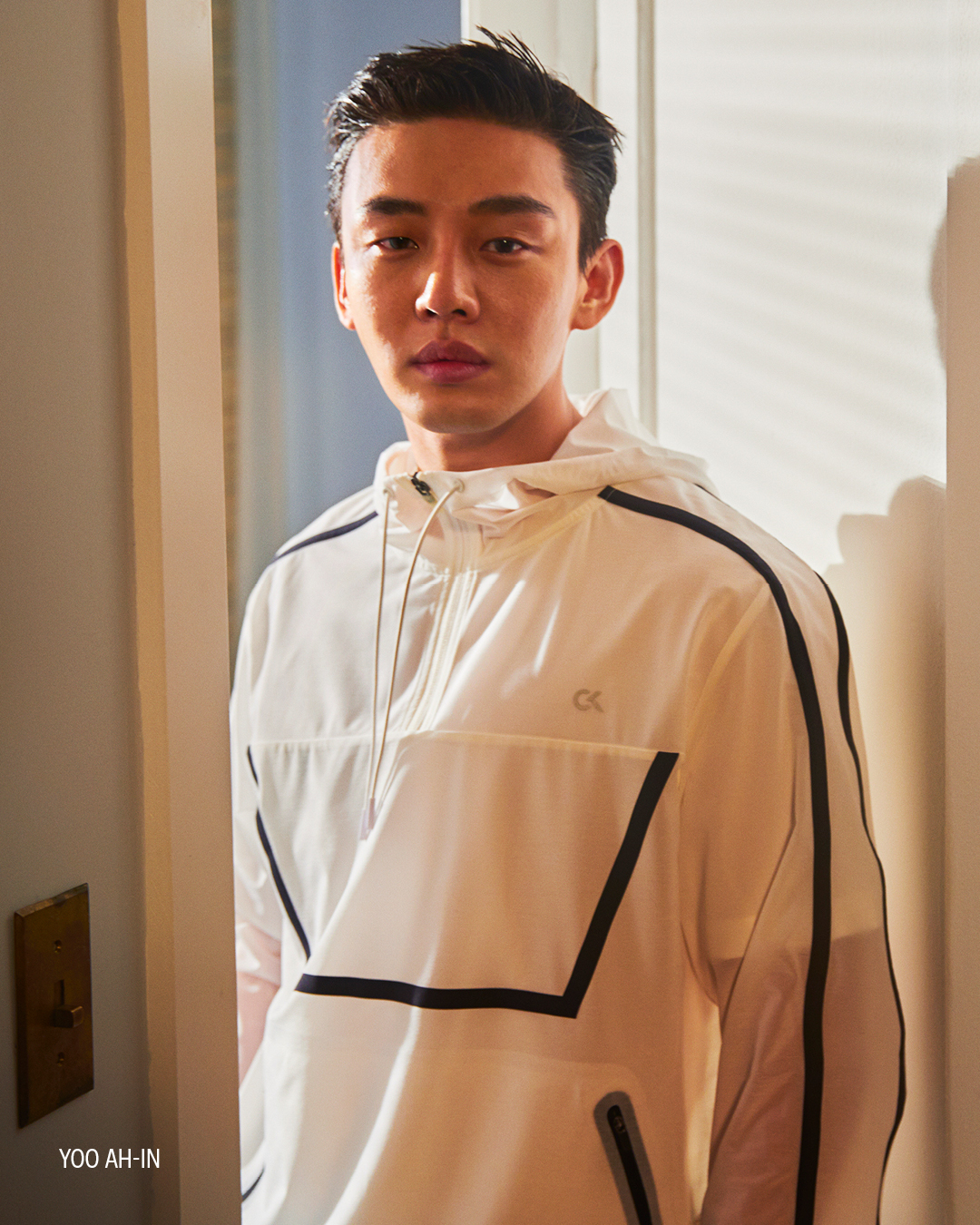 继第一组CALVIN KLEIN 2019全新广告大片发布，我