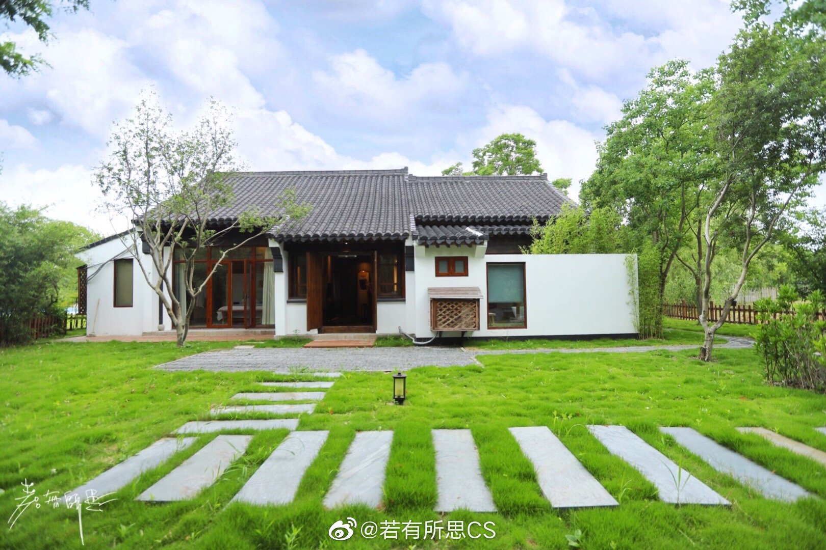 常熟沙家浜太子港服饰太黑