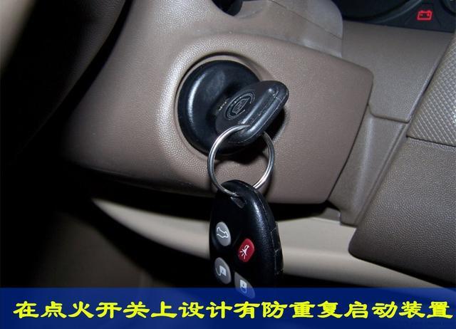 在发动机没有熄火的情况下,再次拧钥匙打火,会损坏发动机吗?