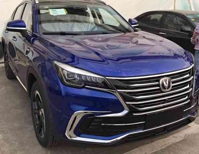 国产“宝马X6”CS85到店实拍,自带4个大排气,或12万起