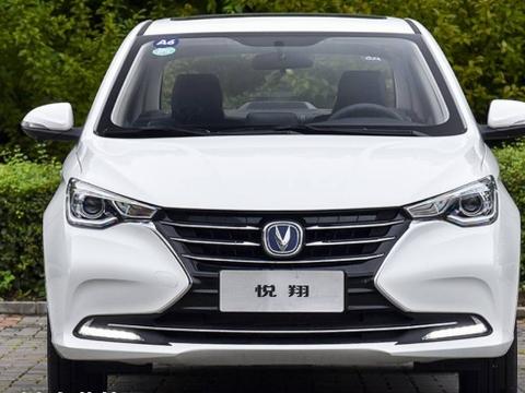 最新最全的“5-10万小型三厢车“资讯都在这里，不容错过