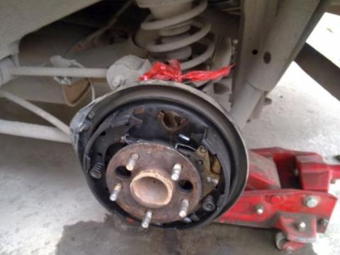 汽车保养就是换机油？修车师傅：没换这4个零件，等于白保养