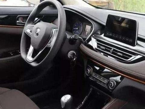 修车师傅提醒：熄火前多做一个动作，发动机至少可以多用5年！