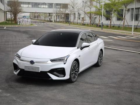 近期“比亚迪“动态汇总，都在这个专题里