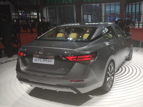 上海车展：东风日产全新轩逸实车