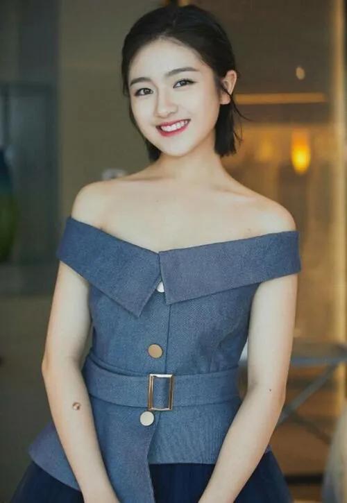 跟吴磊关系不一般的萌妹子，张雪迎李兰迪上榜，蒋依依关系最近！