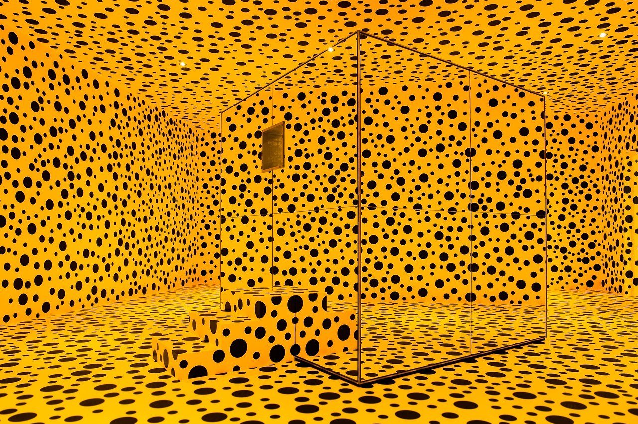 yellow 草间弥生（Yayoi Kusama）草间弥生_新浪新闻