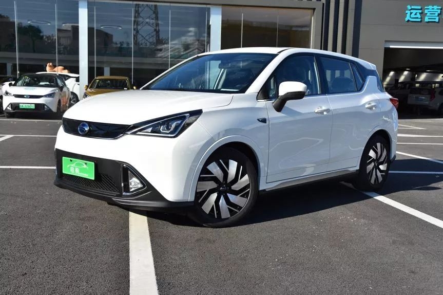 王子冬:2019年新能源补贴将减半!电动车会涨价