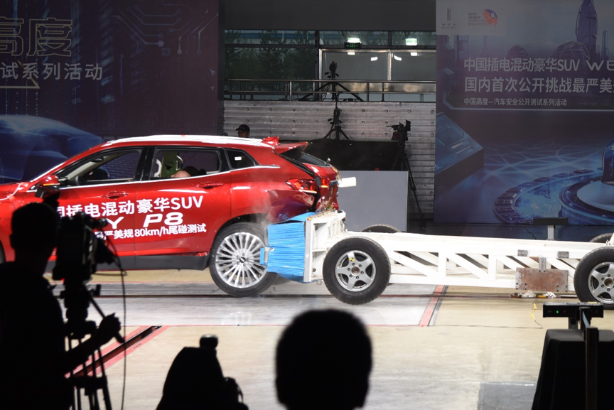 李书福等车企掌门人为WEY两周年送祝福,魏建军亲述未来规划