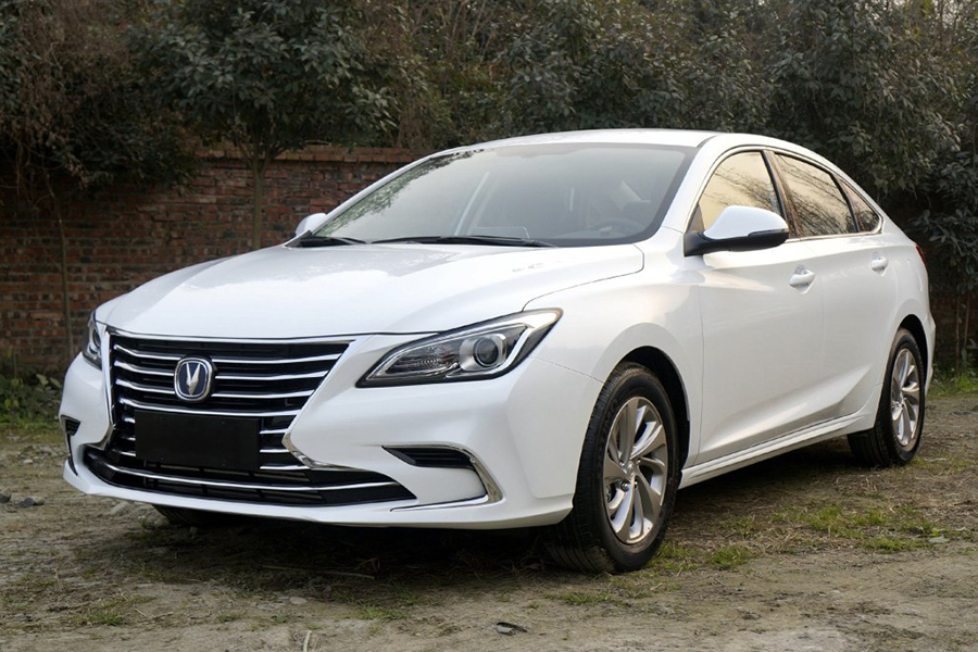 买啥SUV 这4款10万级自主品牌高素质三厢车靠谱