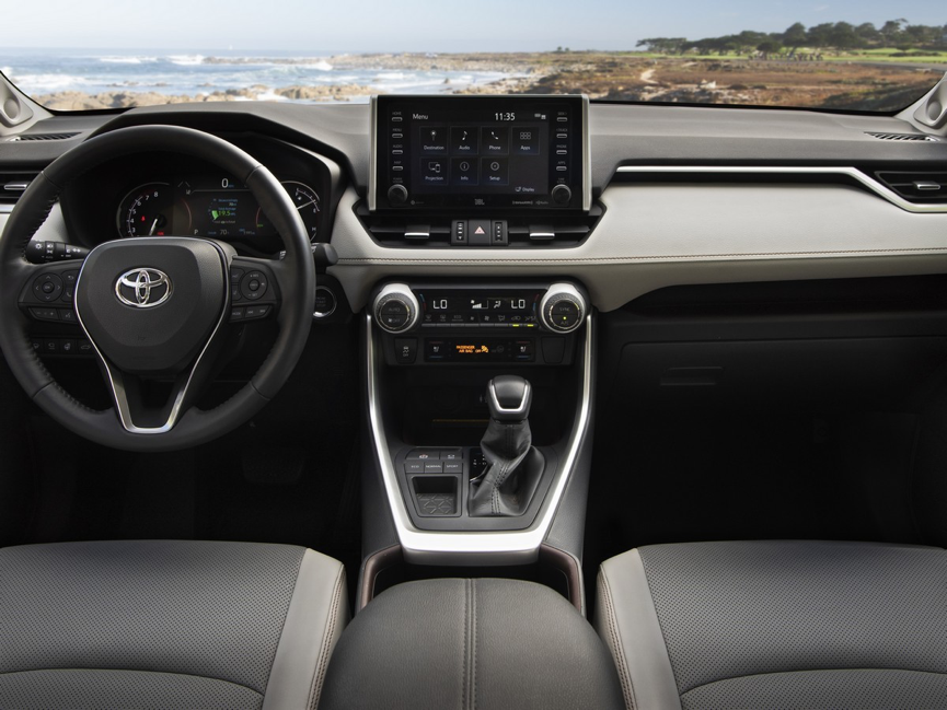 外媒评新一代丰田RAV4集锦,更运动更省油,最快明年国产上市