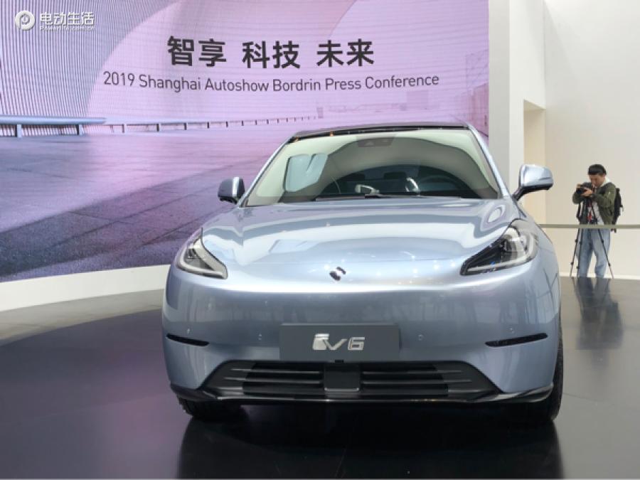 2019上海车展：博郡iv6正式上市预定价格25万起
