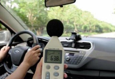 爱车开久了噪音很大？老司机：用这土办法，车内直接“鸦雀无声”