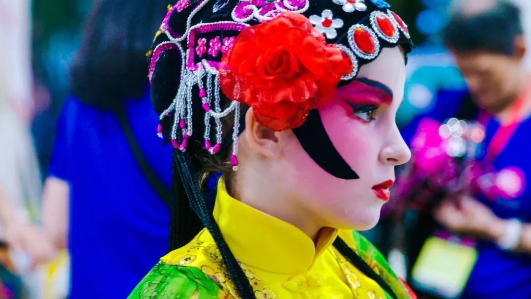 电视指南 | 以思念为切入点的《佳节》,如何联结全球华人传承文化基因