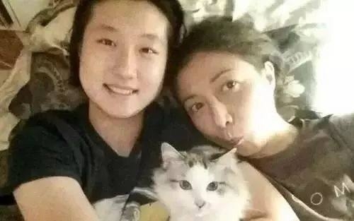 成龙女儿吴卓林再次惊动香港警方，曾因与吴绮莉闹矛盾三次报警