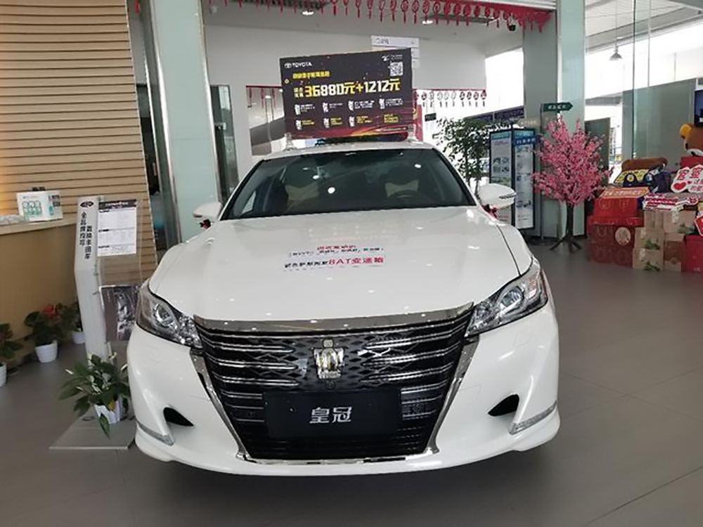 沃尔沃S90、皇冠、CT6和辉昂,30万预算买C级车怎么选?