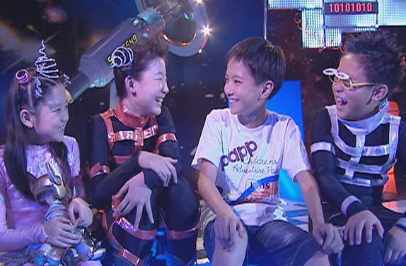 《快乐星球》童星现状：有两位已经结婚，她的孩子都能打酱油了