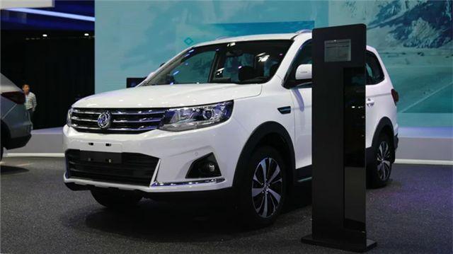 后悬架升级为多连杆,新款风行SX6售7.49万起