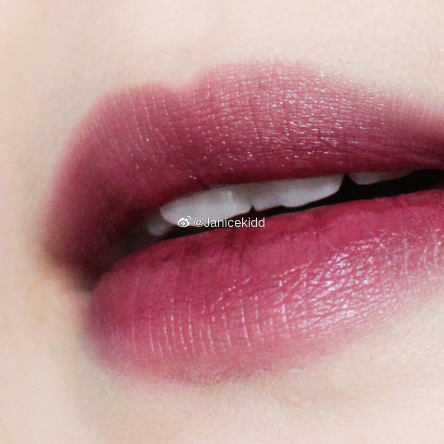 burberry kisses oxblood