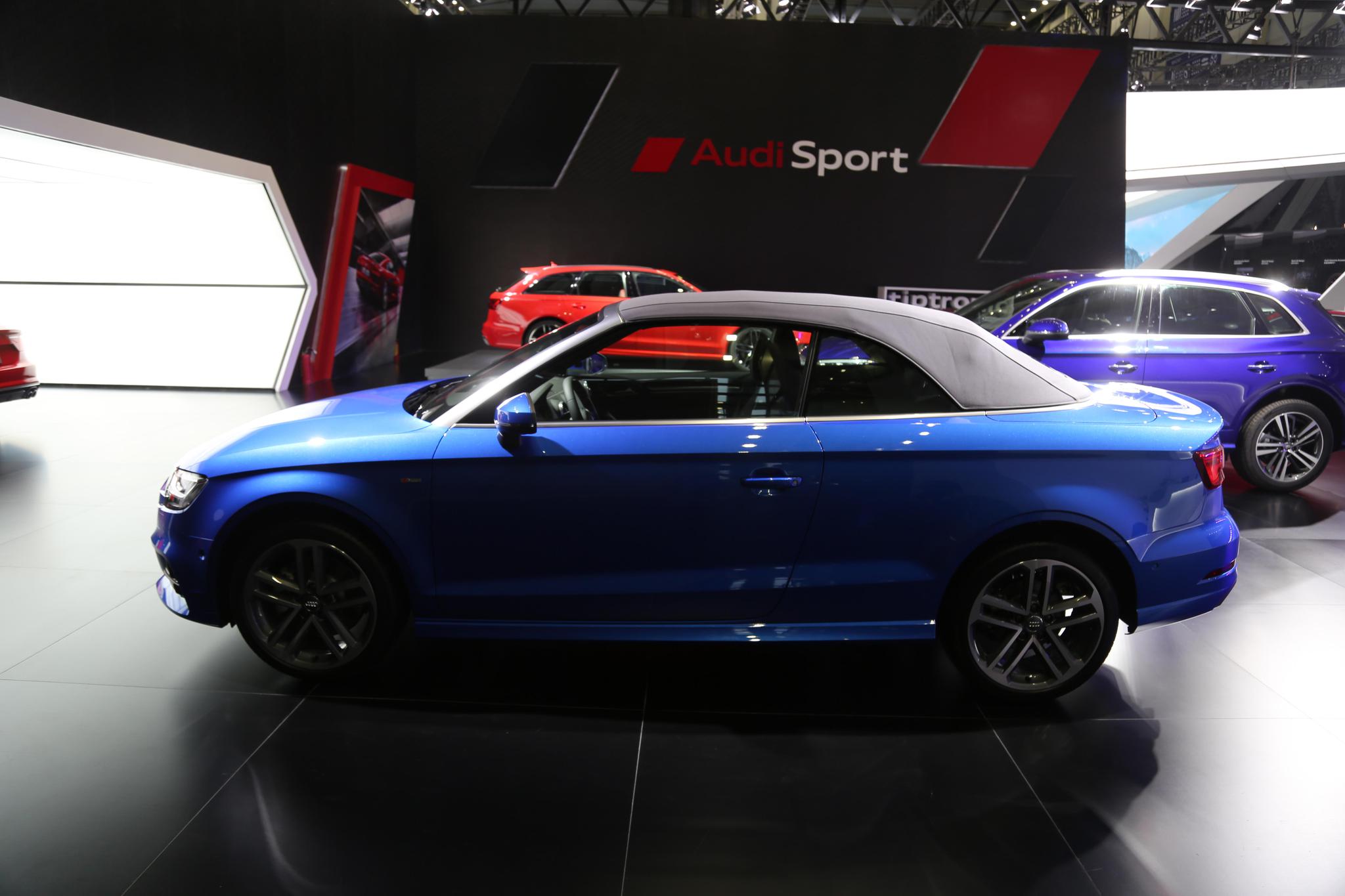 奔驰C 200L、奥迪S4轿车、奥迪A3敞篷跑车,你